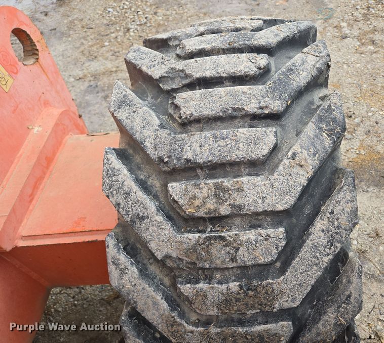 image for item DP6202 2000 JLG 800A boom lift