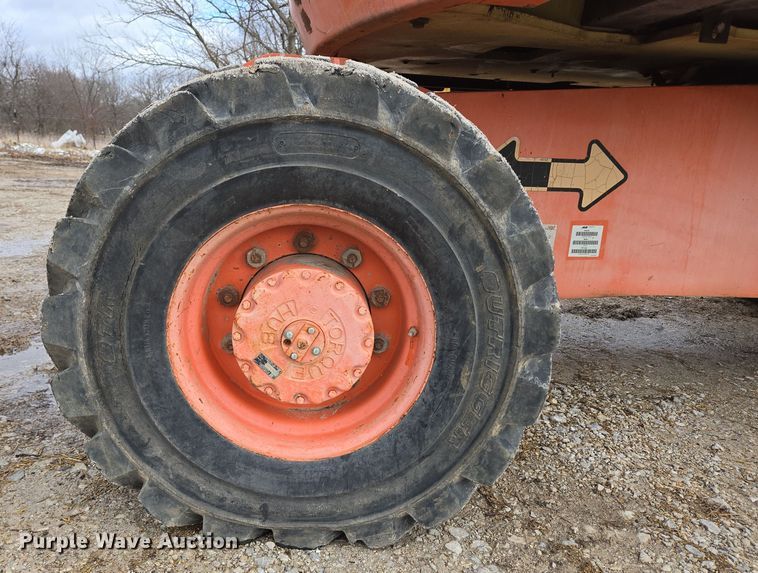 image for item DP6202 2000 JLG 800A boom lift