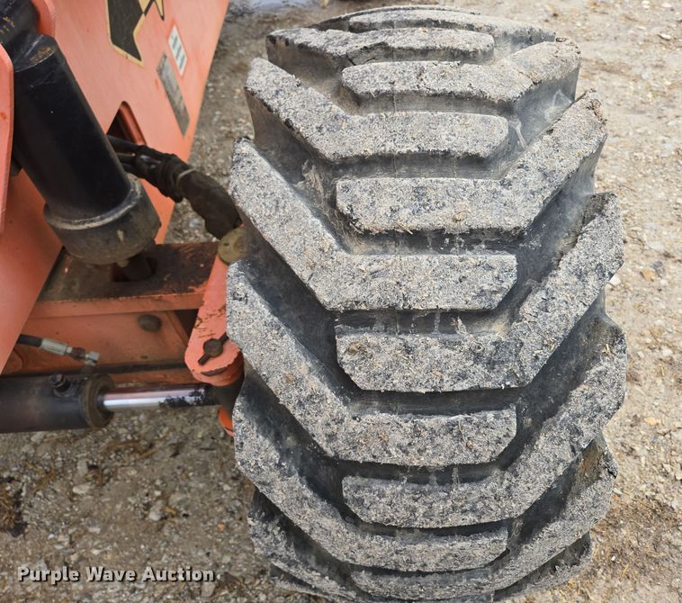 image for item DP6202 2000 JLG 800A boom lift