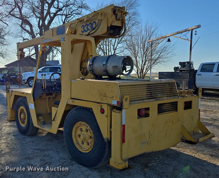 image for item DP6211 1980 Drott 3330 crane