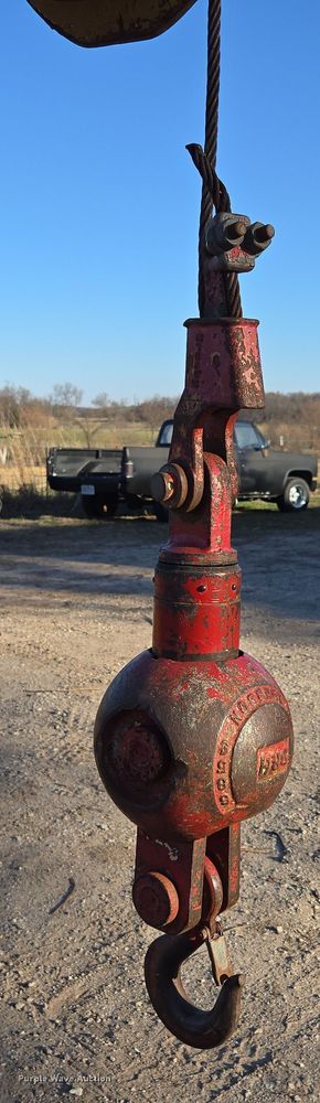 image for item DP6211 1980 Drott 3330 crane