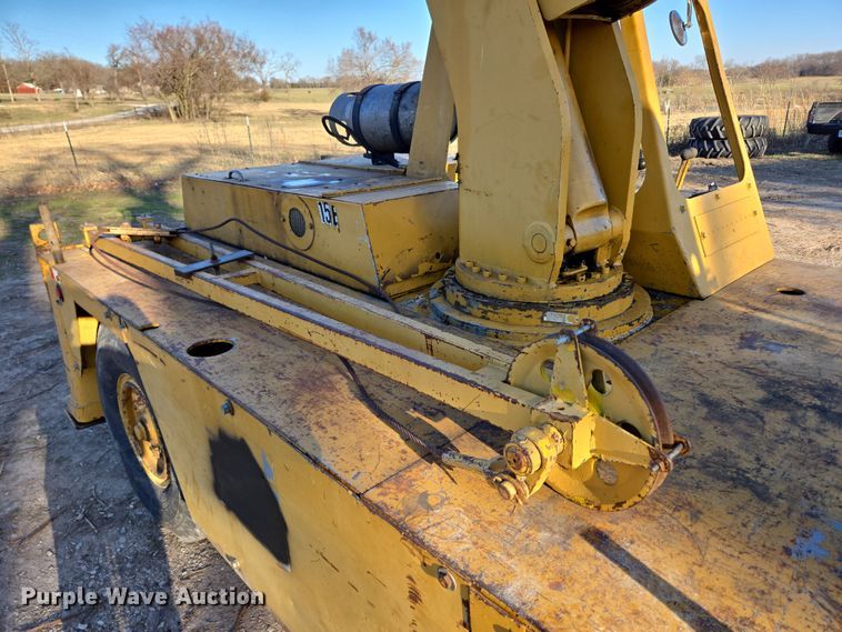 image for item DP6211 1980 Drott 3330 crane