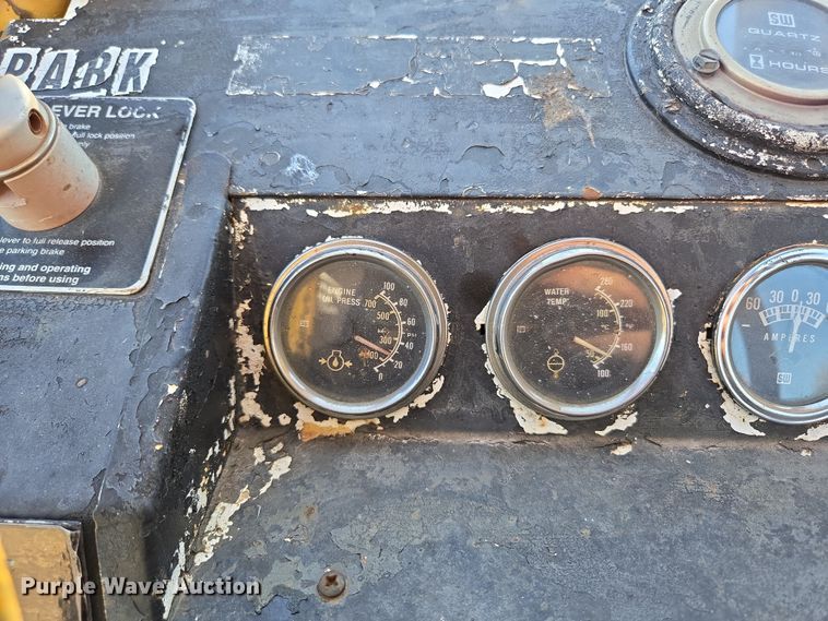 image for item DP6211 1980 Drott 3330 crane