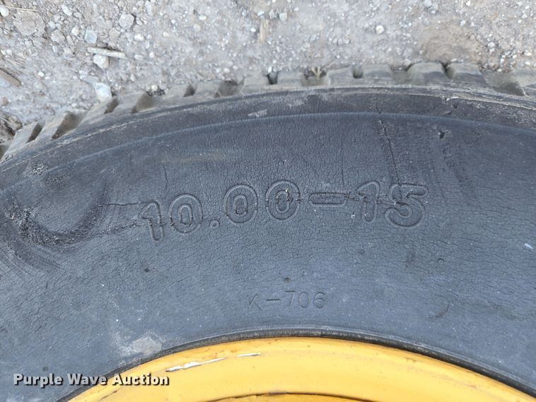 image for item DP6211 1980 Drott 3330 crane