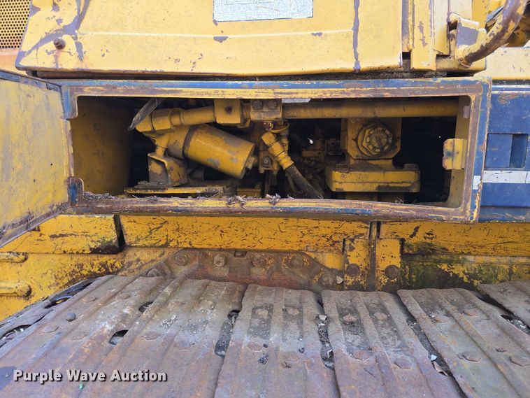 image for item DP6215 1989 Komatsu D66S-1 track loader