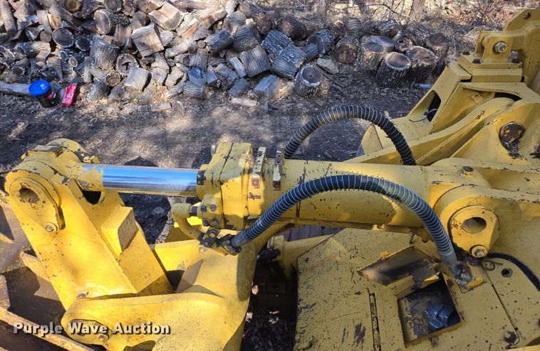 image for item DP6215 1989 Komatsu D66S-1 track loader