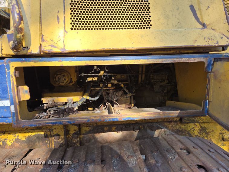 image for item DP6215 1989 Komatsu D66S-1 track loader