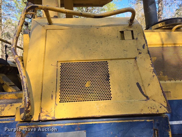 image for item DP6215 1989 Komatsu D66S-1 track loader