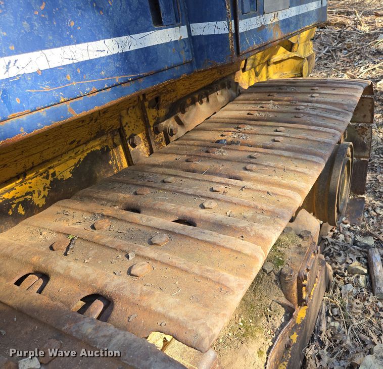 image for item DP6215 1989 Komatsu D66S-1 track loader