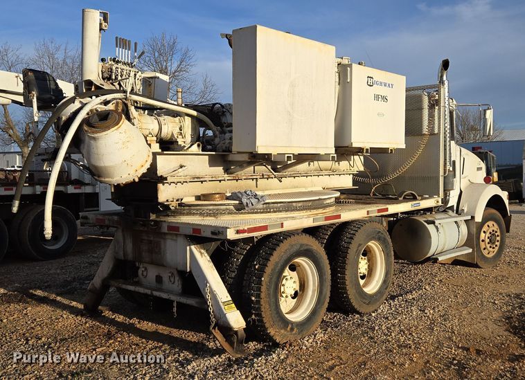 image for item DP6216 1994 Kenworth T800 pressure digger truck