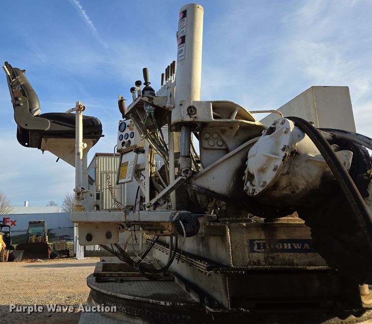 image for item DP6216 1994 Kenworth T800 pressure digger truck