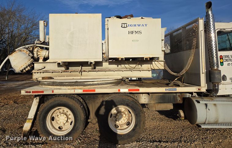 image for item DP6216 1994 Kenworth T800 pressure digger truck