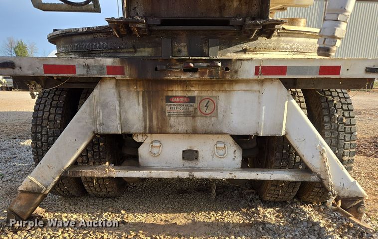 image for item DP6216 1994 Kenworth T800 pressure digger truck