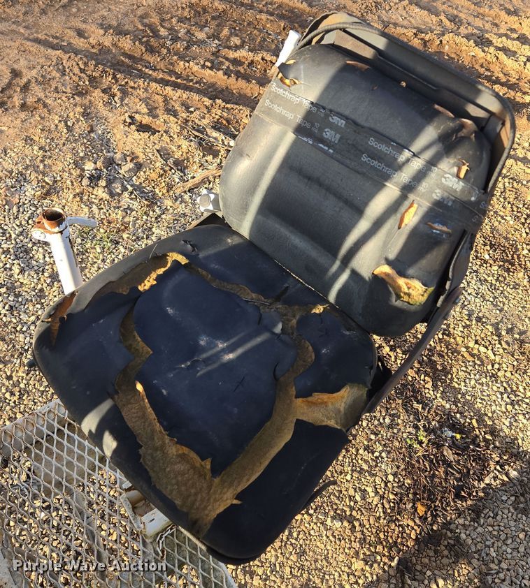 image for item DP6216 1994 Kenworth T800 pressure digger truck