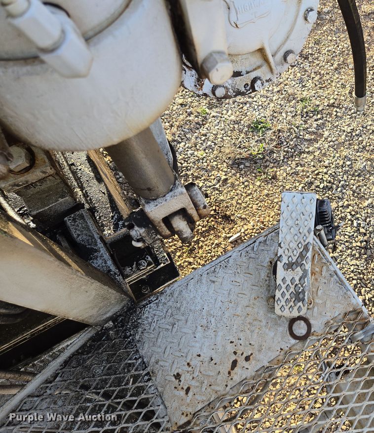 image for item DP6216 1994 Kenworth T800 pressure digger truck