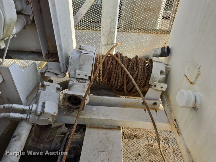 image for item DP6216 1994 Kenworth T800 pressure digger truck