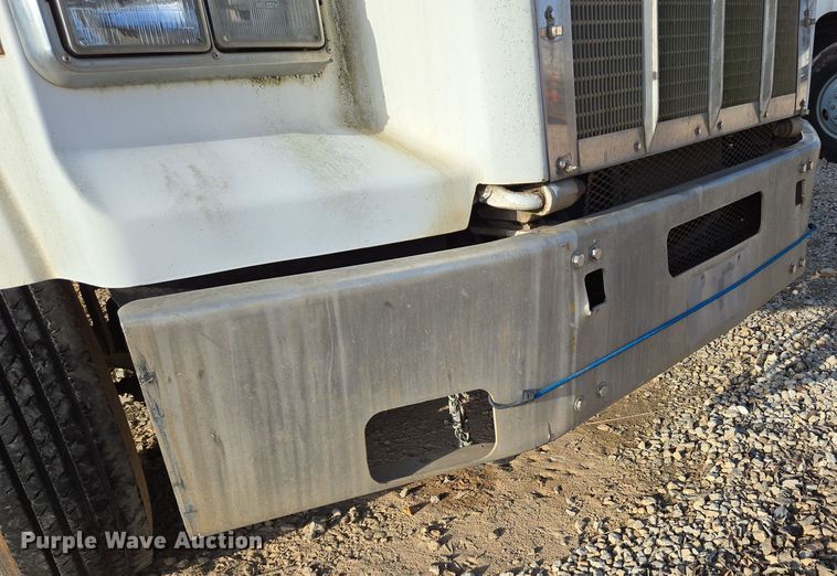 image for item DP6216 1994 Kenworth T800 pressure digger truck