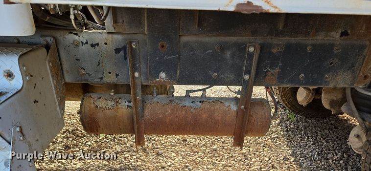 image for item DP6216 1994 Kenworth T800 pressure digger truck