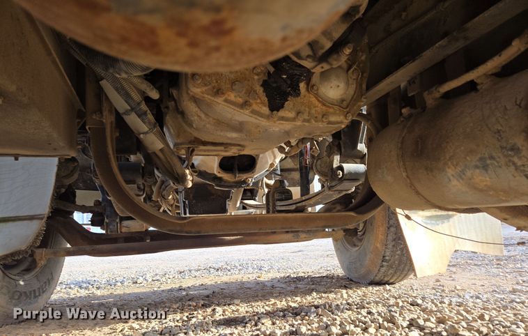 image for item DP6216 1994 Kenworth T800 pressure digger truck