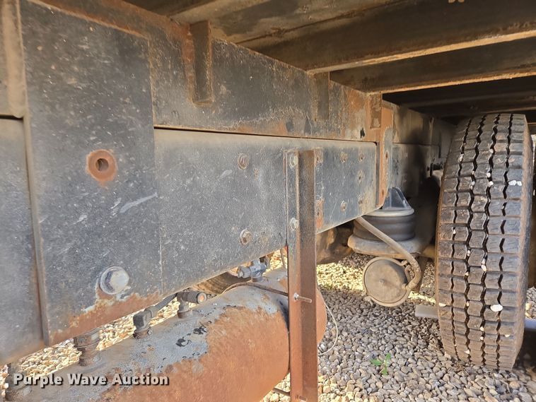 image for item DP6216 1994 Kenworth T800 pressure digger truck