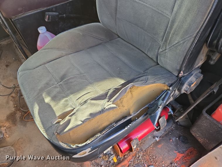 image for item DP6216 1994 Kenworth T800 pressure digger truck