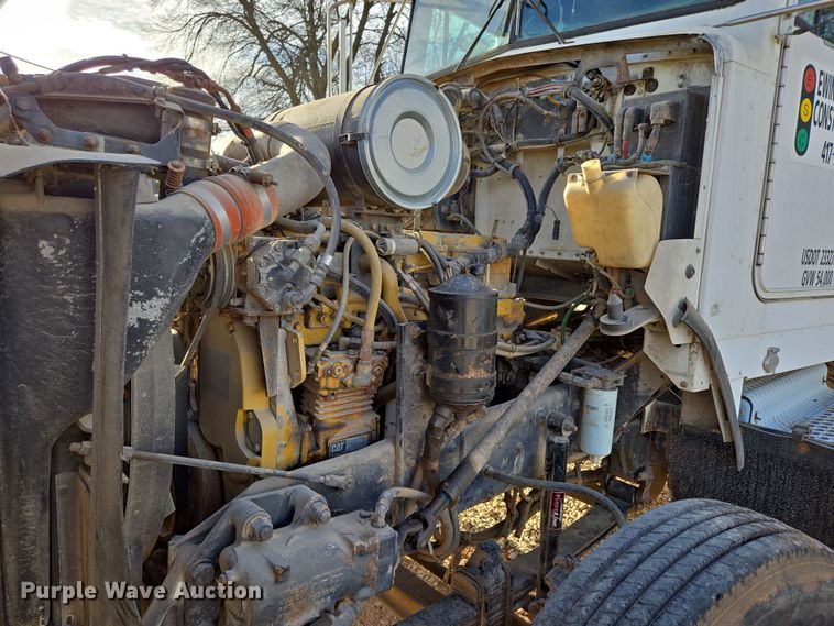 image for item DP6216 1994 Kenworth T800 pressure digger truck