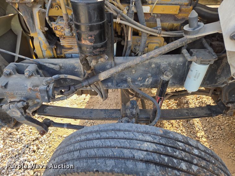 image for item DP6216 1994 Kenworth T800 pressure digger truck