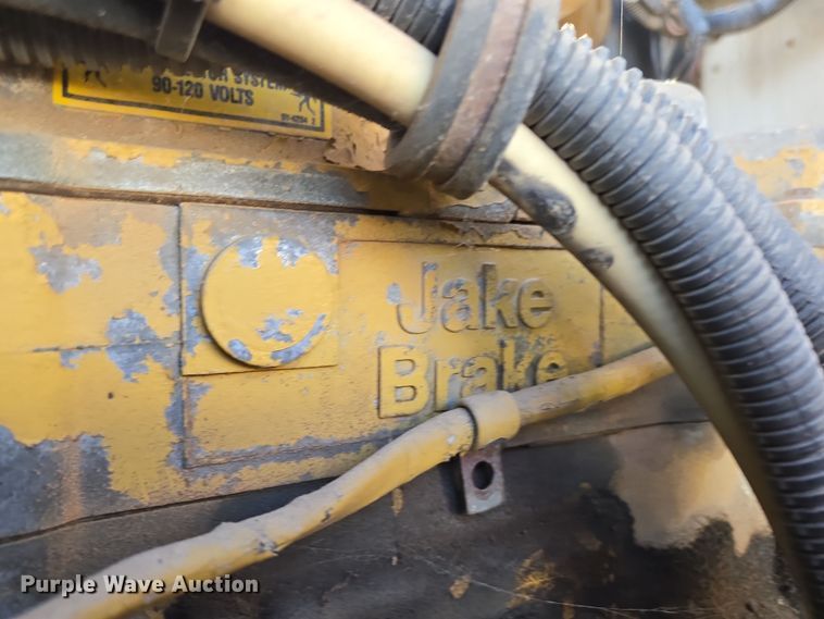 image for item DP6216 1994 Kenworth T800 pressure digger truck