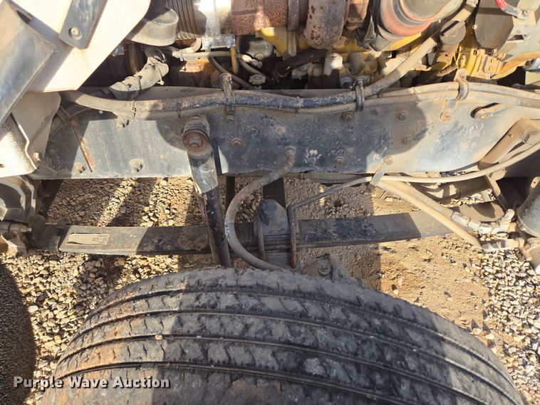 image for item DP6216 1994 Kenworth T800 pressure digger truck