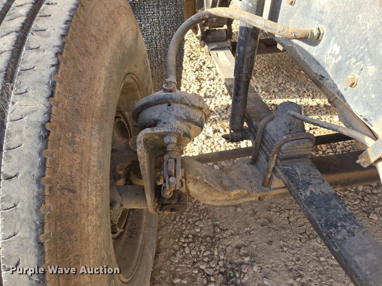 image for item DP6216 1994 Kenworth T800 pressure digger truck