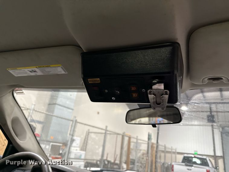 image for item DQ6690 2015 Dodge Ram 5500 bucket truck