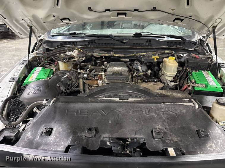 image for item DQ6690 2015 Dodge Ram 5500 bucket truck