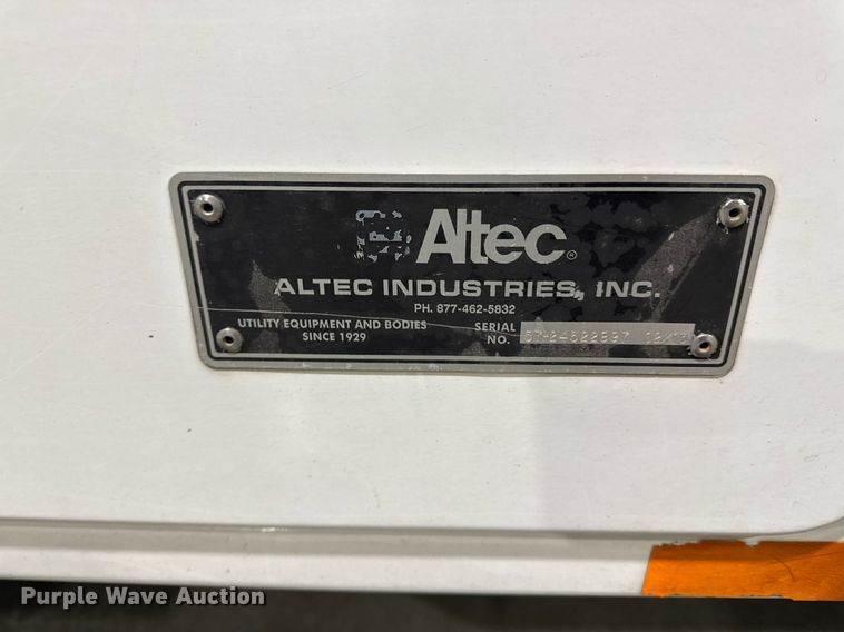 image for item DQ6691 2012 Ford F550 Super Duty bucket truck