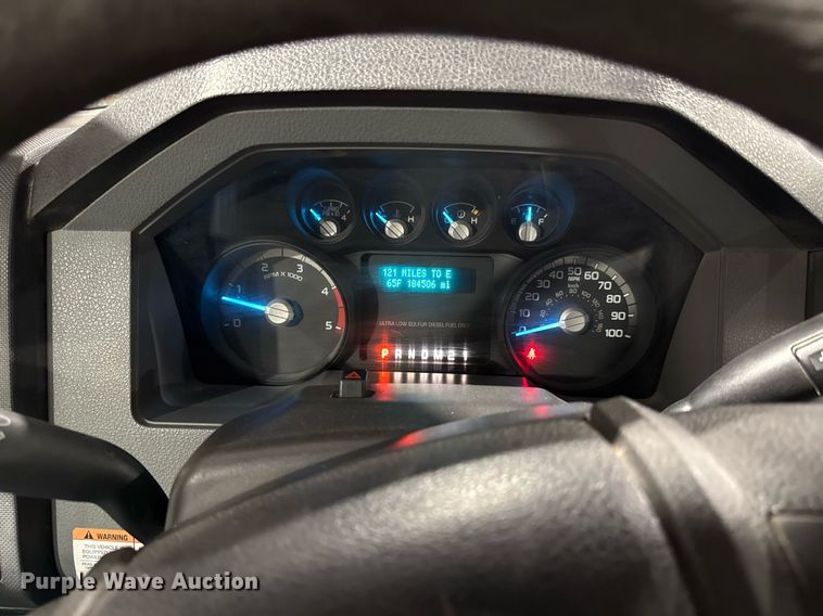 image for item DQ6691 2012 Ford F550 Super Duty bucket truck