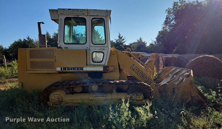 image for item DR8755 1995 Liebherr LR631C track loader