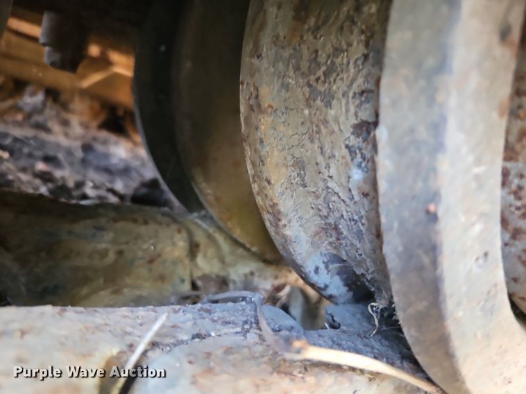 image for item DR8755 1995 Liebherr LR631C track loader