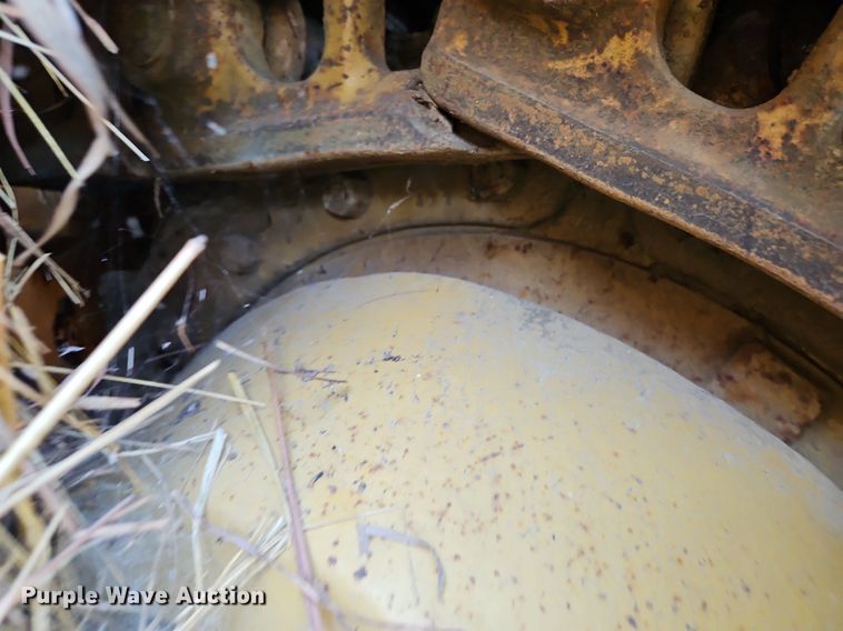 image for item DR8755 1995 Liebherr LR631C track loader