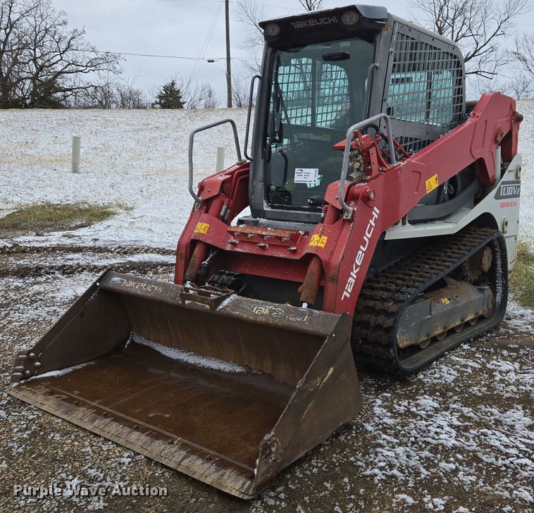 image for item DS5298 2017 Takeuchi TL10V2 tracked skid steer loader