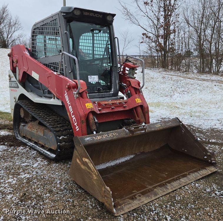 image for item DS5298 2017 Takeuchi TL10V2 tracked skid steer loader
