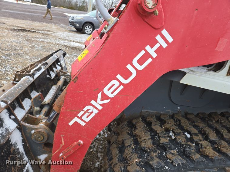 image for item DS5298 2017 Takeuchi TL10V2 tracked skid steer loader