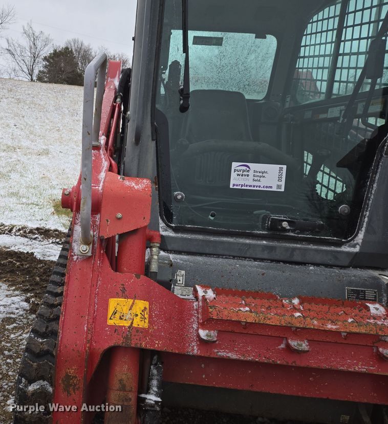 image for item DS5298 2017 Takeuchi TL10V2 tracked skid steer loader
