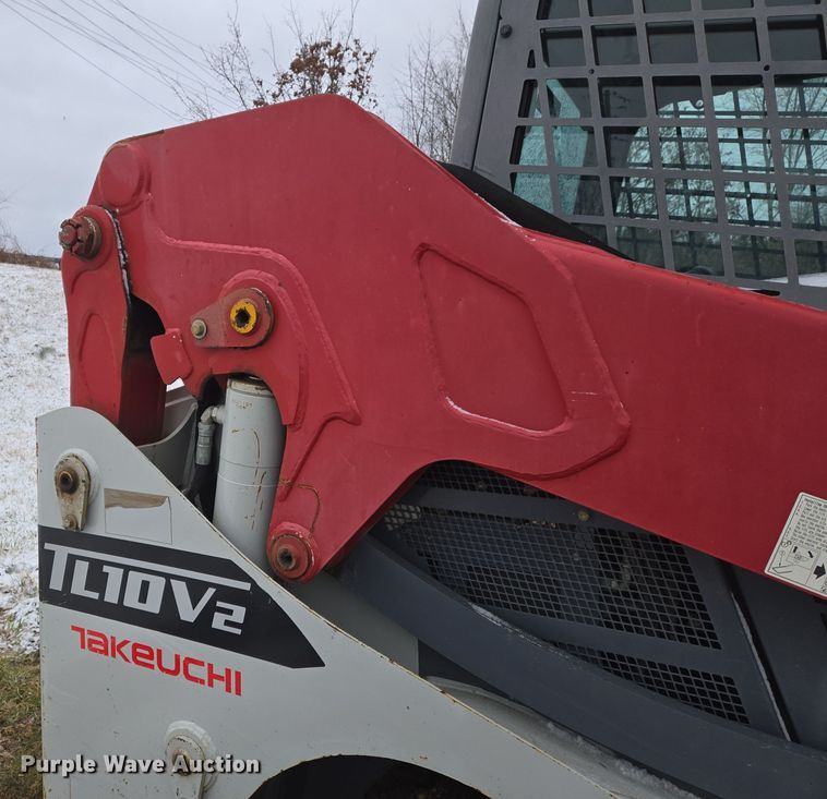 image for item DS5298 2017 Takeuchi TL10V2 tracked skid steer loader