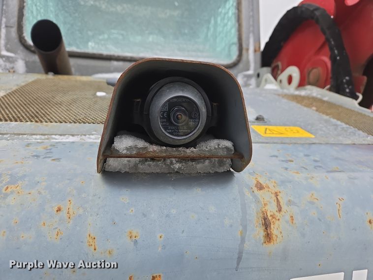 image for item DS5298 2017 Takeuchi TL10V2 tracked skid steer loader