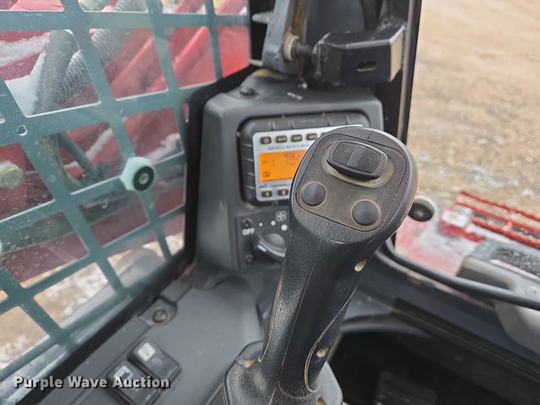 image for item DS5298 2017 Takeuchi TL10V2 tracked skid steer loader