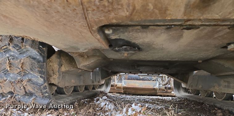 image for item DS5298 2017 Takeuchi TL10V2 tracked skid steer loader