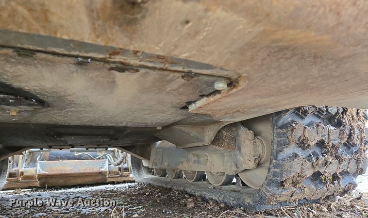 image for item DS5298 2017 Takeuchi TL10V2 tracked skid steer loader