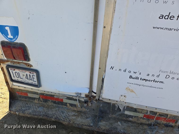 image for item DS5303 2002 Interstate enclosed cargo trailer