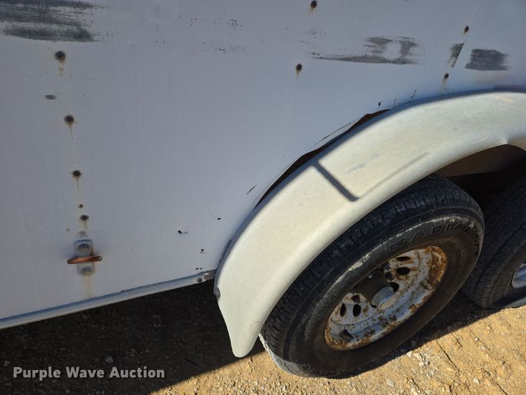 image for item DS5303 2002 Interstate enclosed cargo trailer