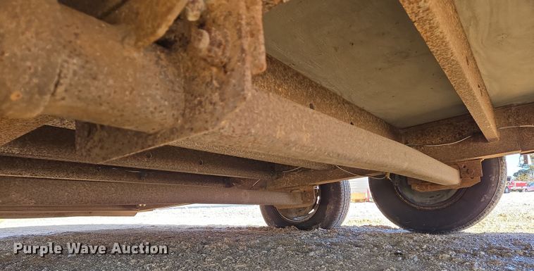 image for item DS5303 2002 Interstate enclosed cargo trailer