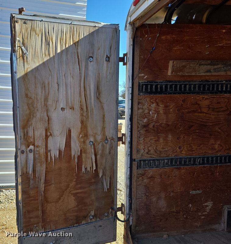 image for item DS5303 2002 Interstate enclosed cargo trailer